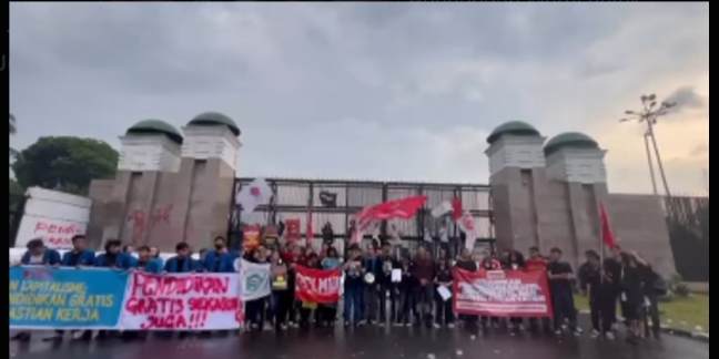 Koalisi Nasional Pemuda Dan Mahasiswa Indonesia KNPMI